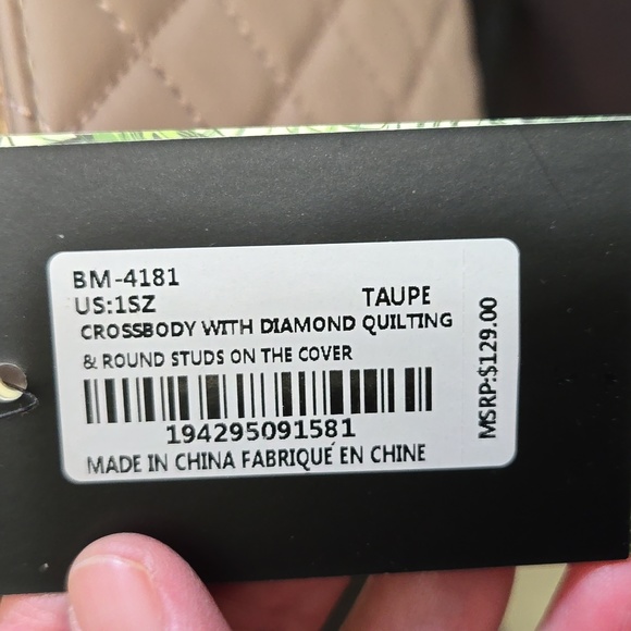 Bradgley Mischka crossbody NWT - Picture 5 of 5